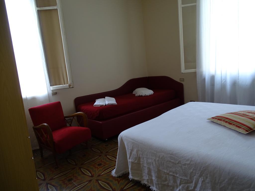 B&B Al Giardinettoヴェローナ 部屋 写真